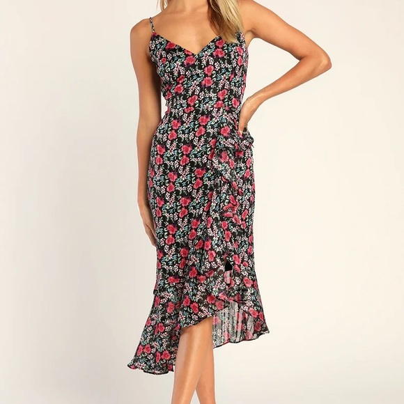 Lulu’s “Daydream Darling Black Floral Print Ruffled Midi Dress” Size Small - Picture 3 of 3